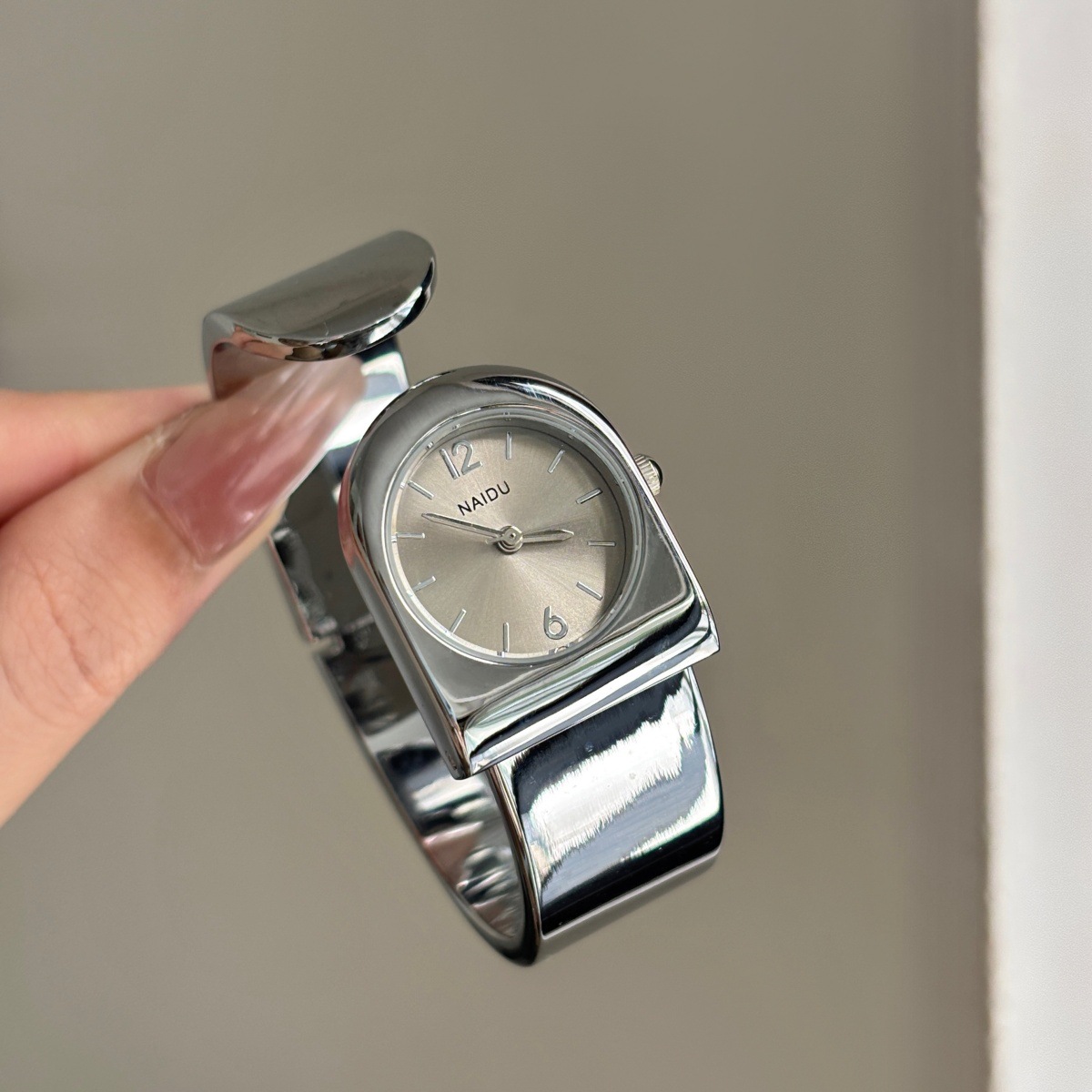 Nuovo Orologio da Polso in Oro - Luxury Watch Level recensione e prezzo
