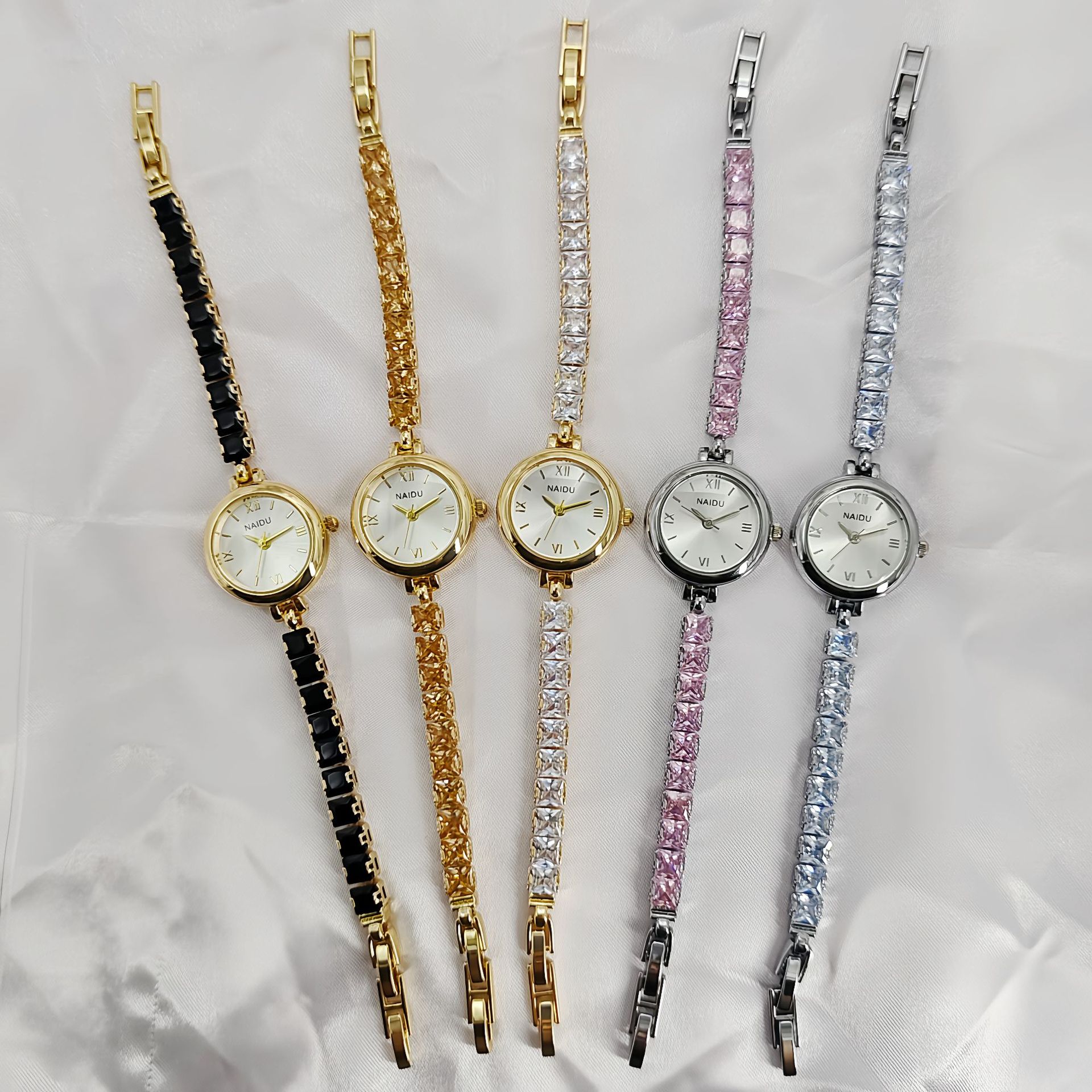 Nuovo orologio da donna con br - Luxury Watch Level recensione e prezzo