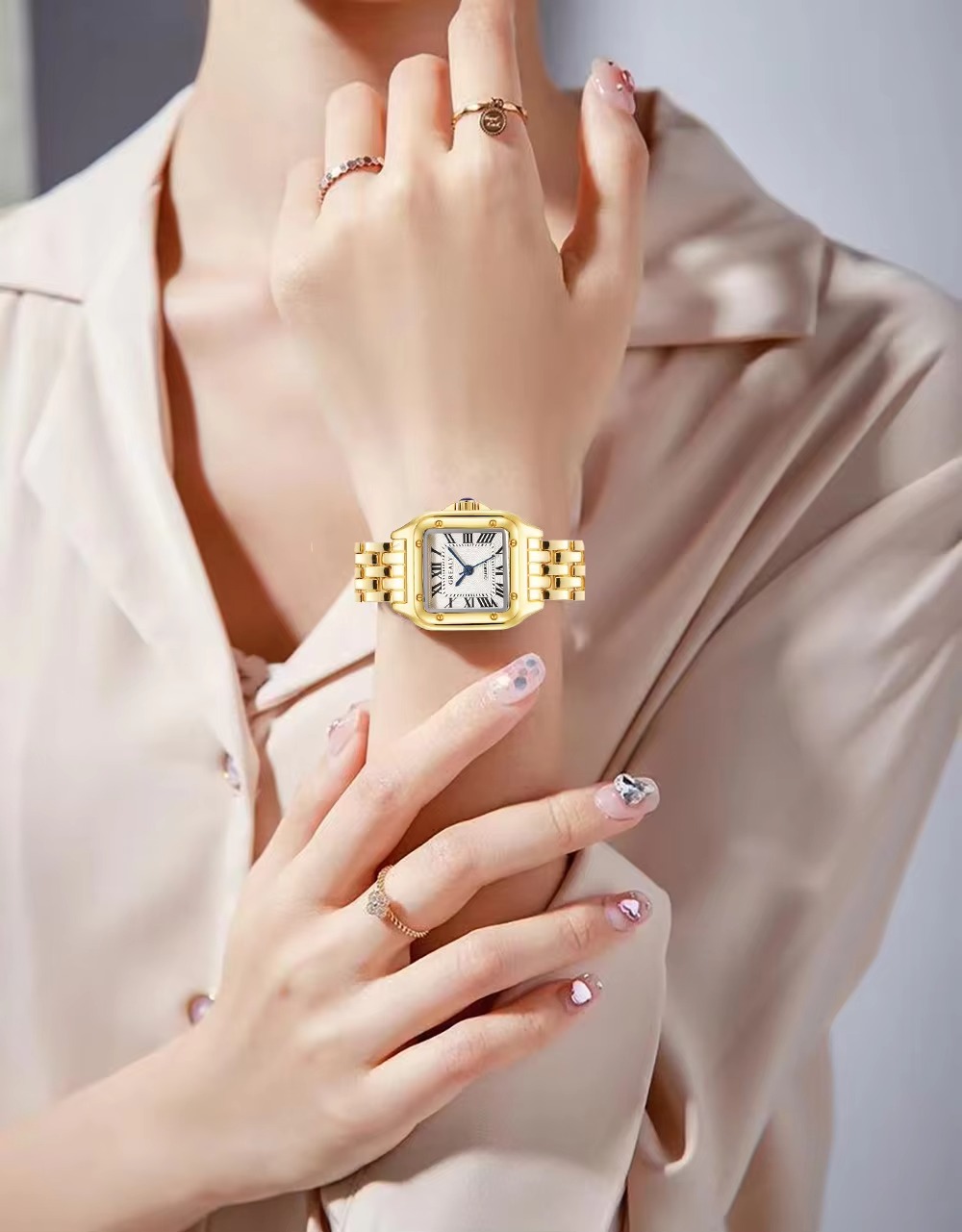 UTHAI W125 Orologio da donna c - Luxury Watch Cartier recensione e prezzo