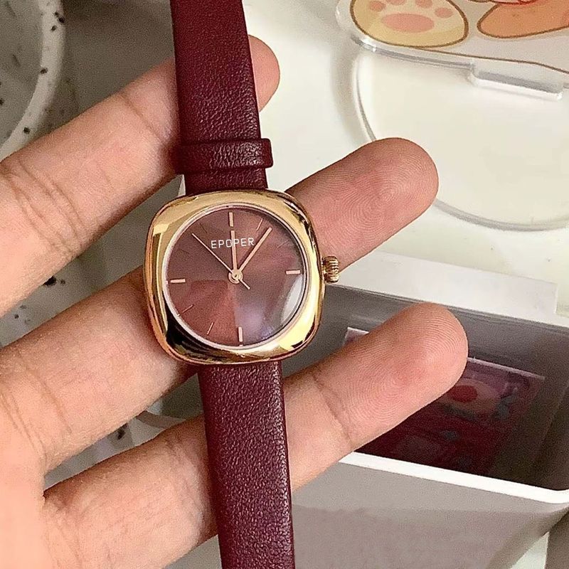Orologio di tendenza dal desig - Luxury Watch Level recensione e prezzo